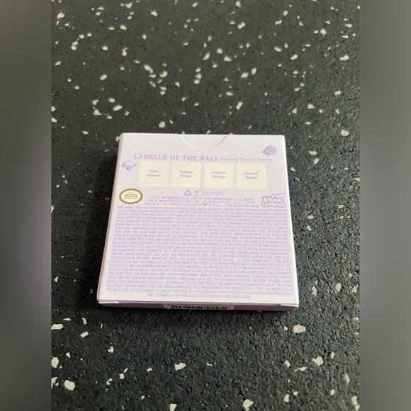 COLOURPOP X ANIMAL CROSSING | LABELLE OF THE BALL | Pressed Powder Palette - Picture 10 of 16